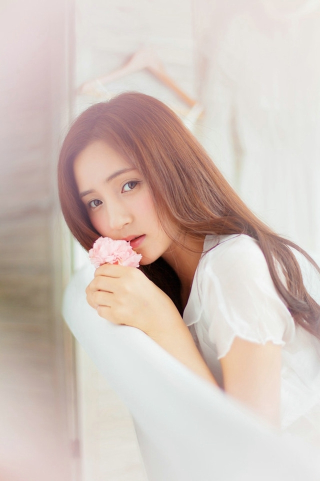 清纯美女人比花娇朦胧梦幻写真