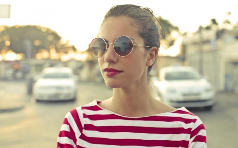 成熟气质西方美女有情绪的欧美艺术摄影图片