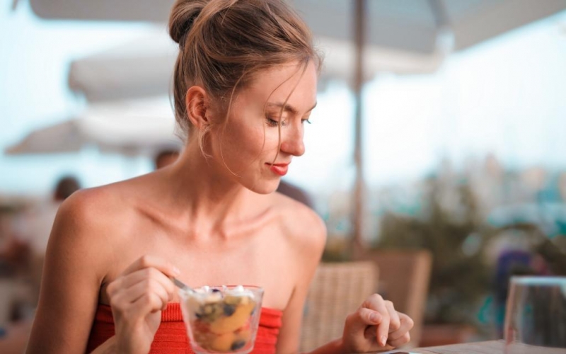 成熟气质西方美女有情绪的欧美艺术摄影图片