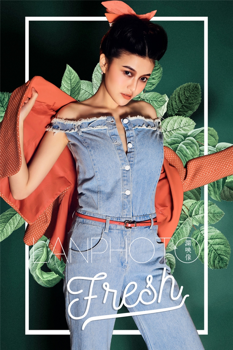 性感女郎漂亮脸蛋完美身材私拍