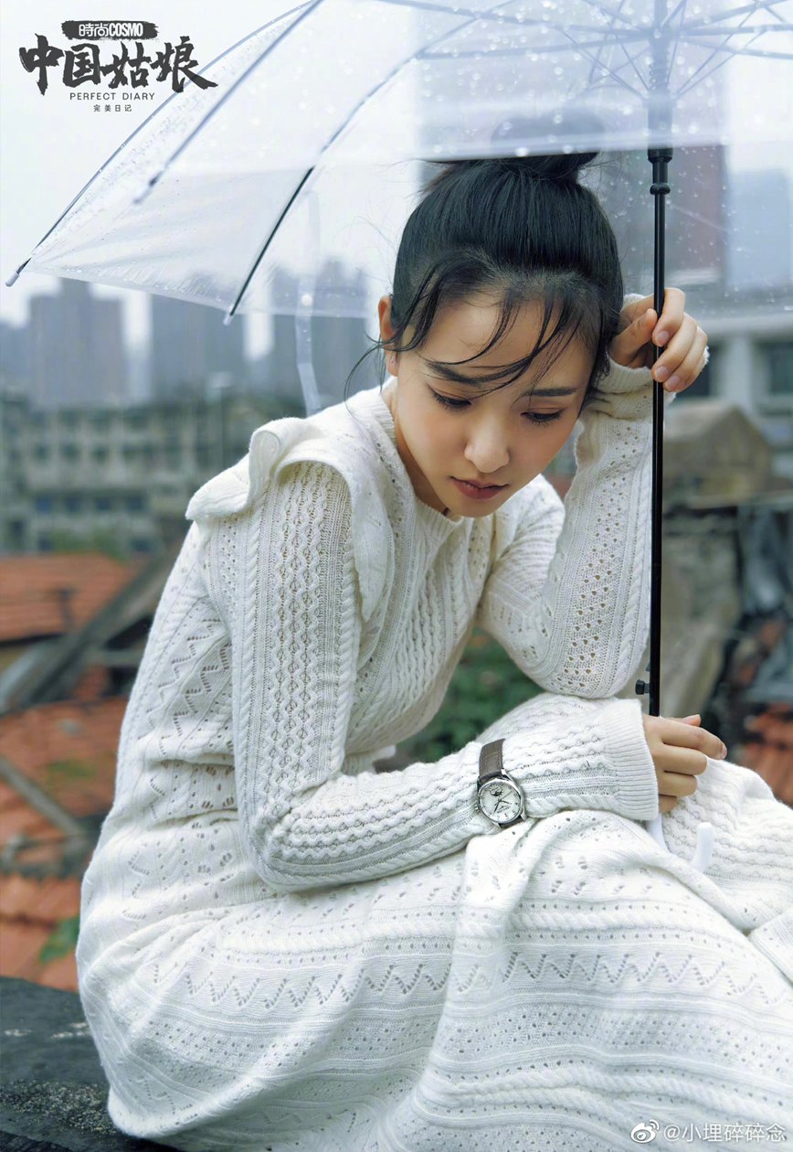 吴倩COSMO武汉姑娘大片感受武汉日夜烟火