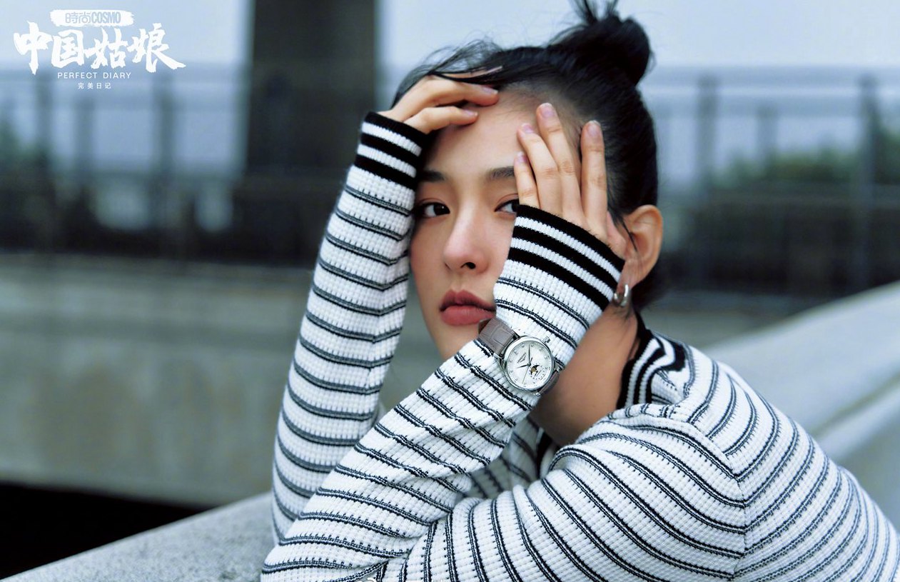 吴倩COSMO武汉姑娘大片感受武汉日夜烟火