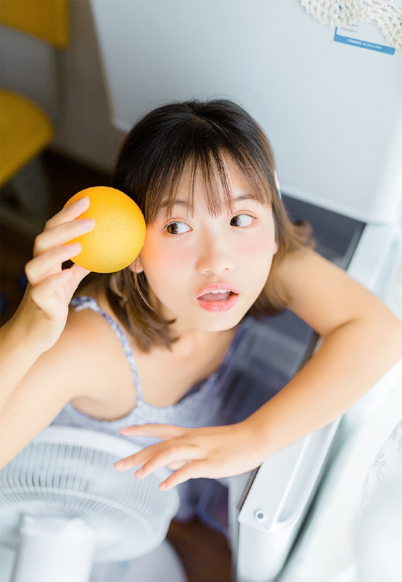 元气少女吊带睡裙纤细苗条写真