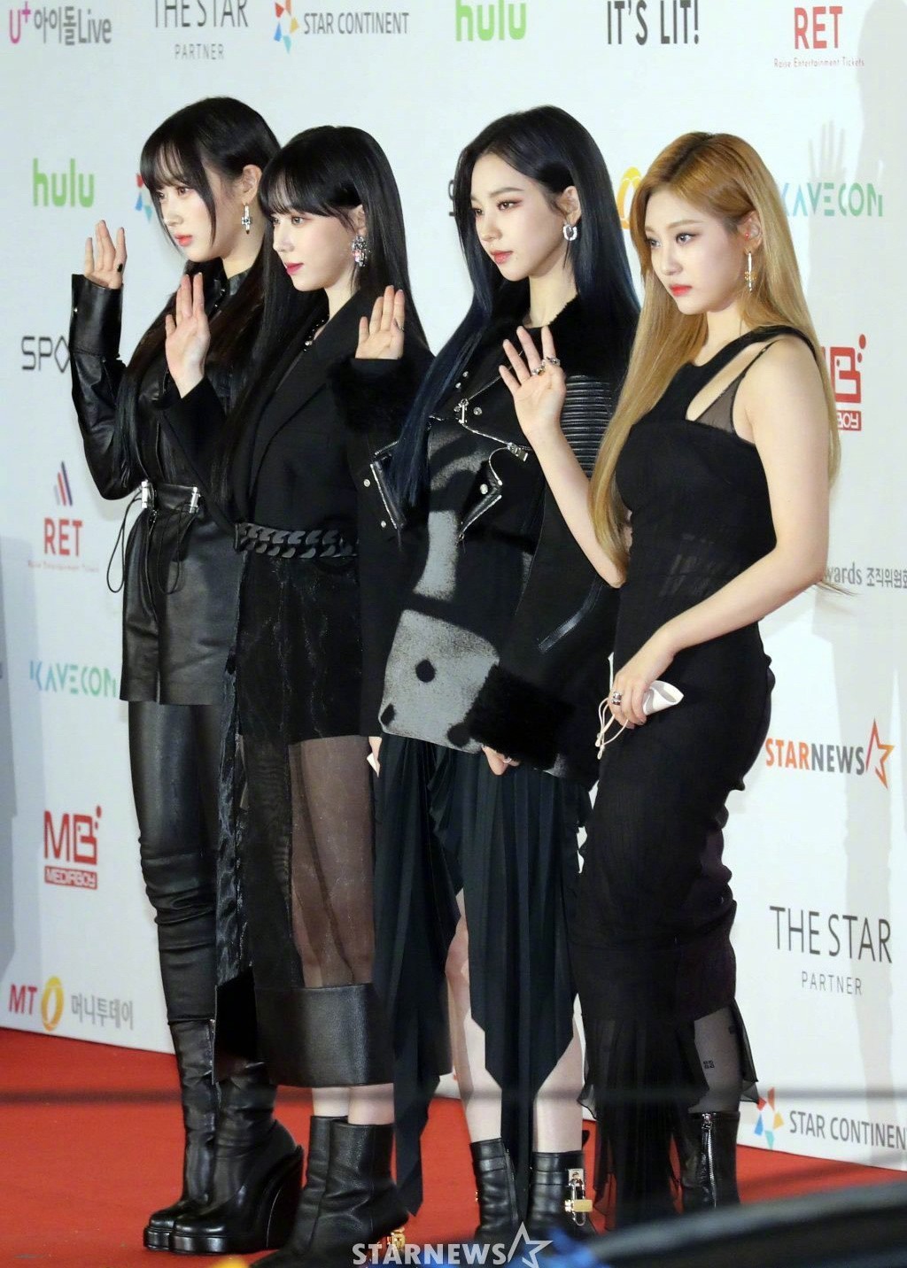 2021AAA颁奖礼部分嘉宾红毯高清图