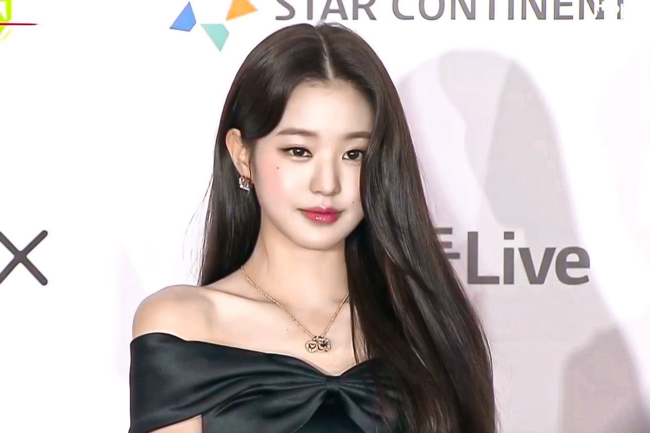 2021AAA颁奖礼部分嘉宾红毯高清图