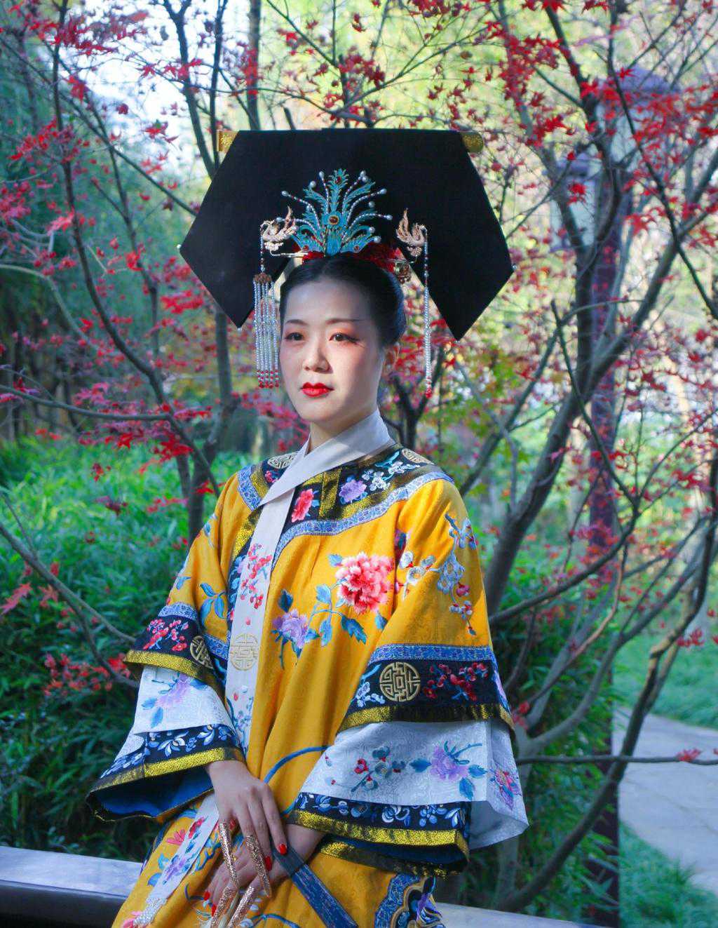 京城里的清朝格格雍容华贵图片