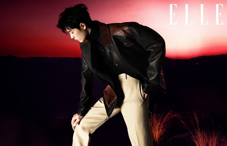 肖战红蓝造型尽显双面魅力写真