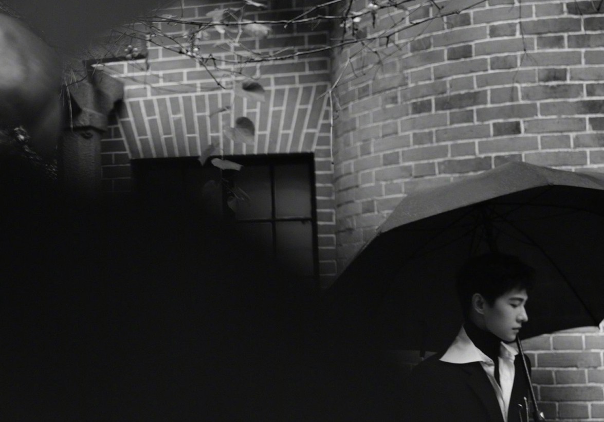 杨洋周末画报重返少年时代街头童趣大片