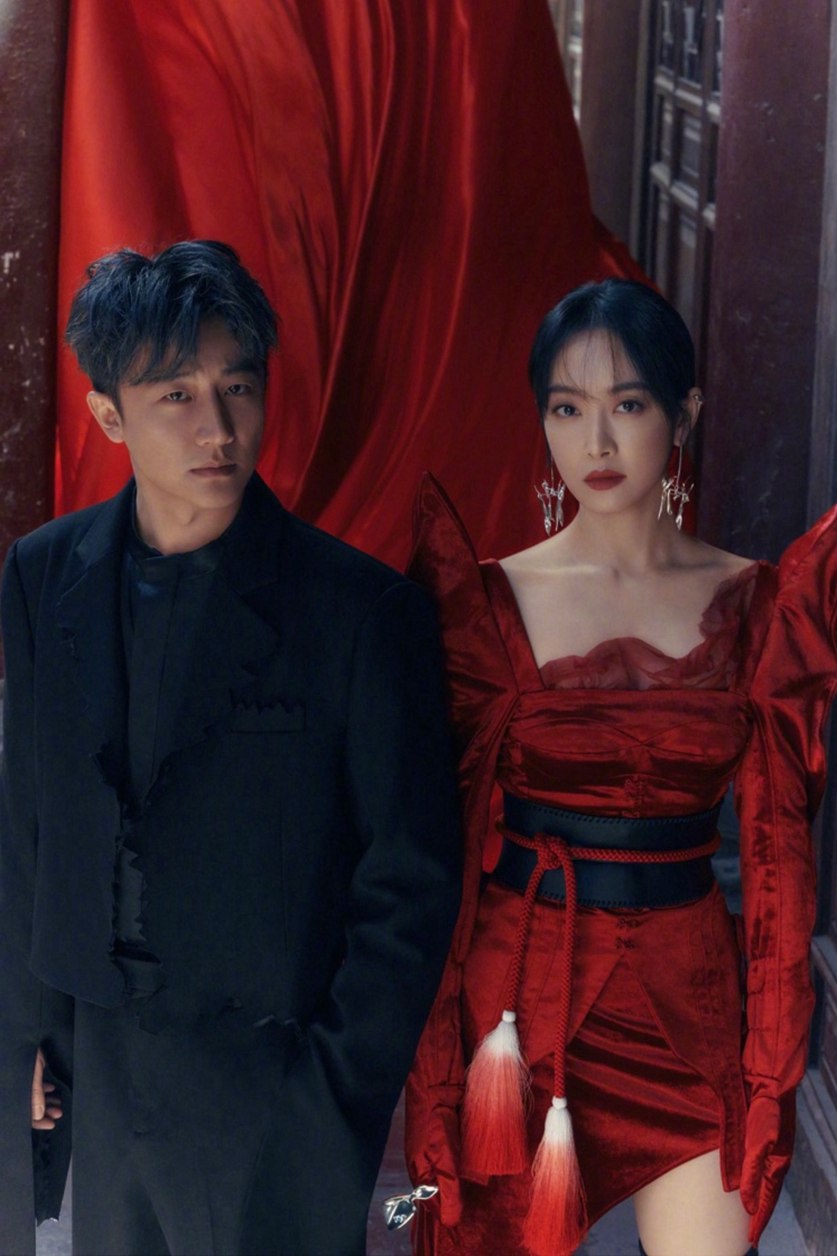 黄轩宋茜风起洛阳芭莎大片穿越古今别有韵味