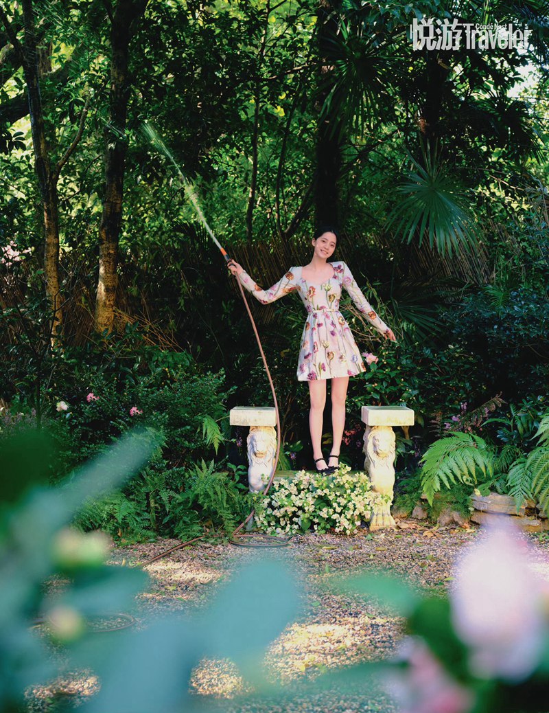 欧阳娜娜秘密花园大片甜美可人法式少女上线