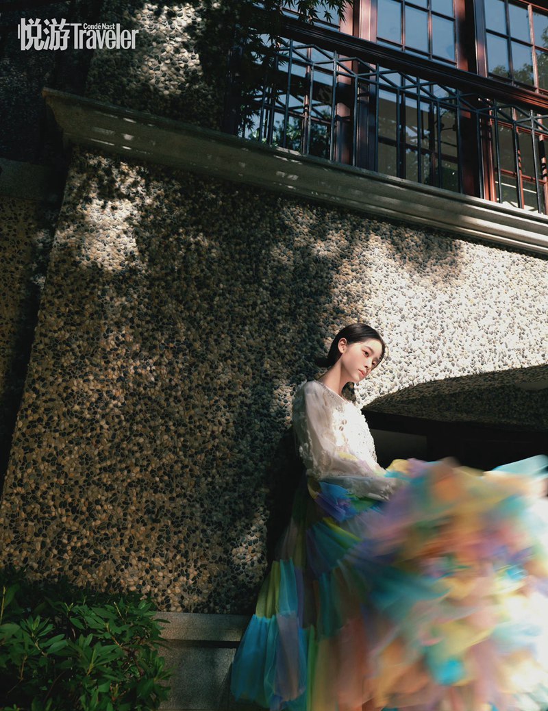 欧阳娜娜秘密花园大片甜美可人法式少女上线