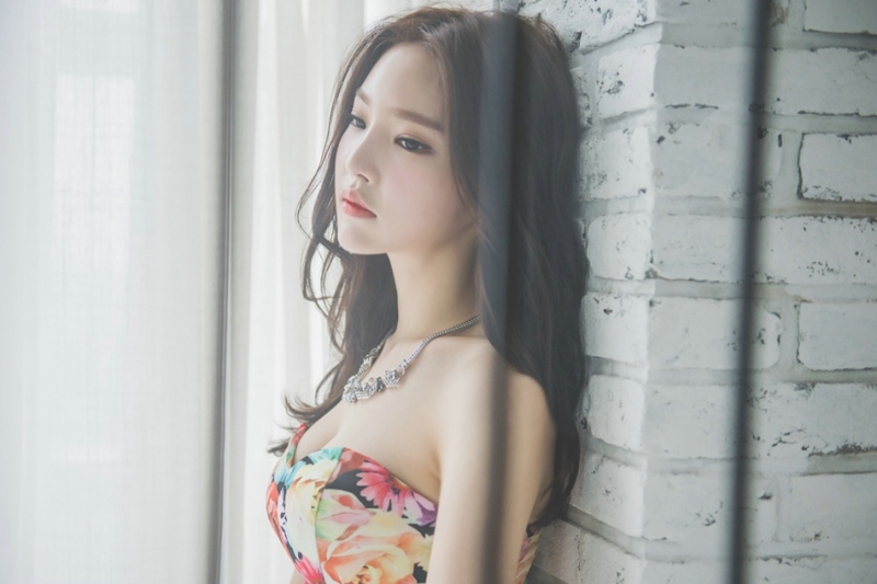 韩国美女前凸后翘性感火辣美图