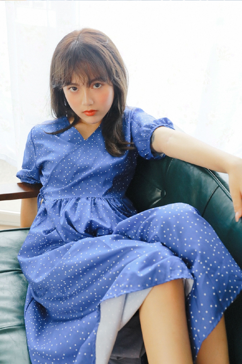 清纯美女漂亮脸蛋精致侧颜图片