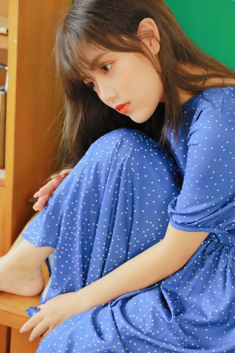 清纯美女漂亮脸蛋精致侧颜图片