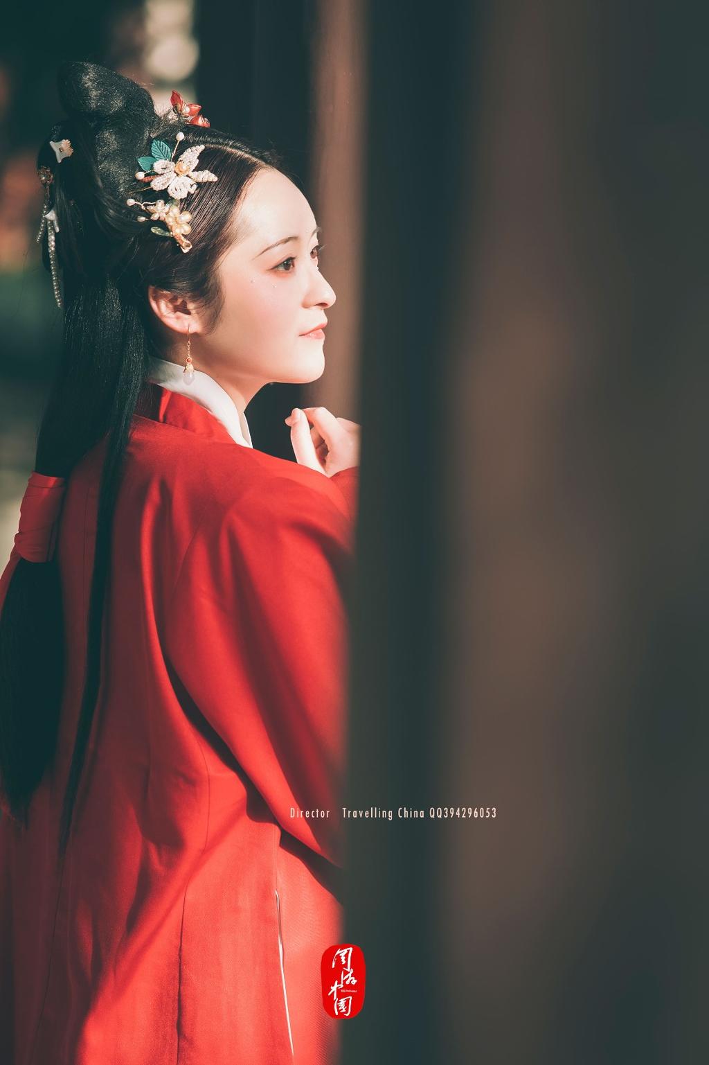 汉服美女红唇雪肤唯美古风摄影