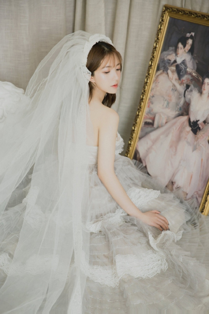 婚纱美女香肩锁骨性感撩人热图