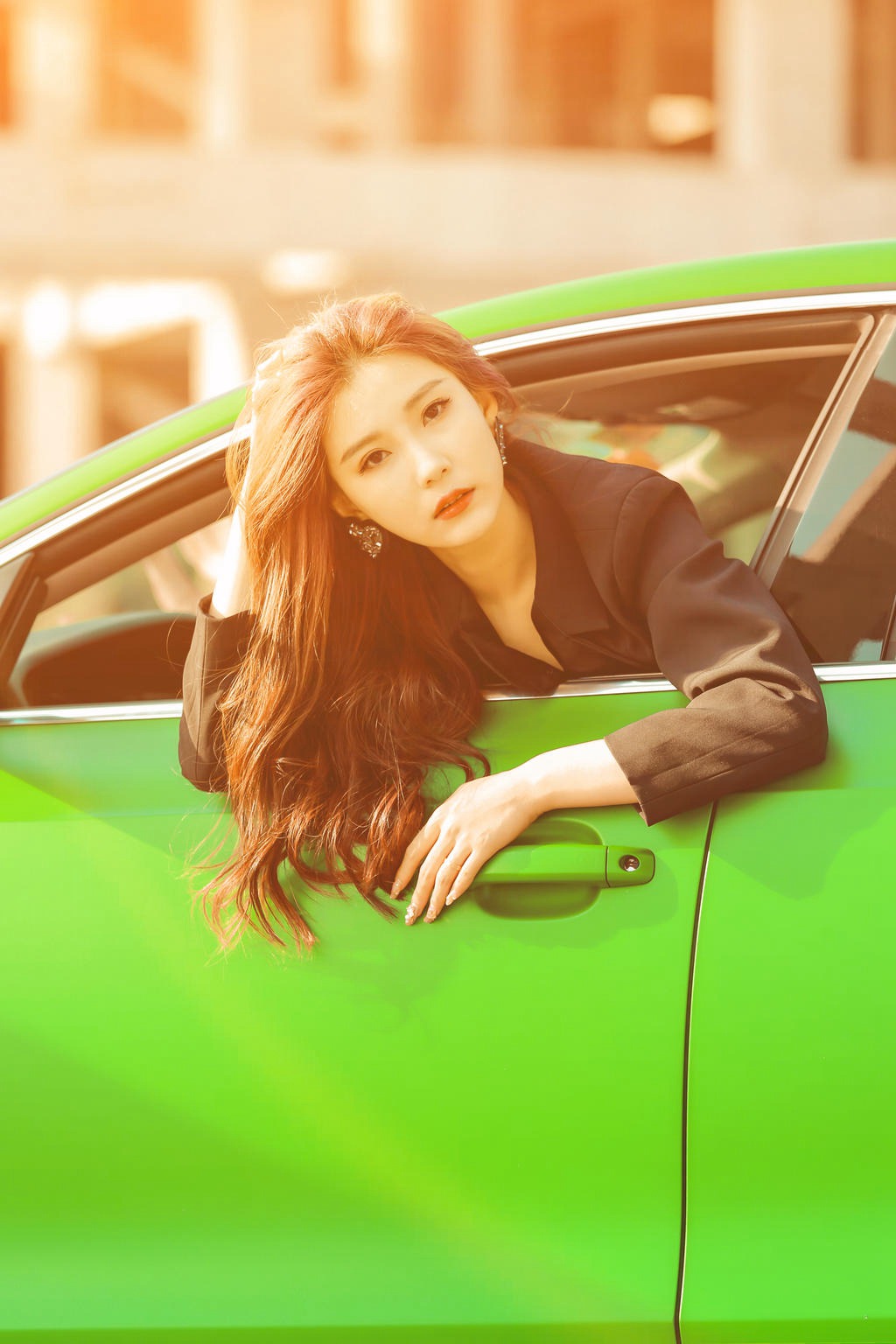 美女车模黑丝美腿妩媚妖娆私拍