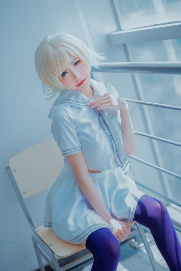 制服短裙cosplay美女穿蓝色丝袜绝对领域写真
