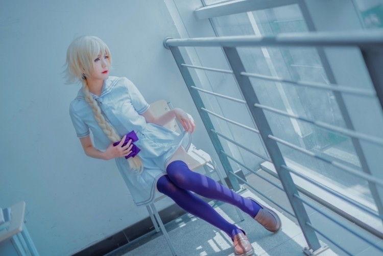 制服短裙cosplay美女穿蓝色丝袜绝对领域写真