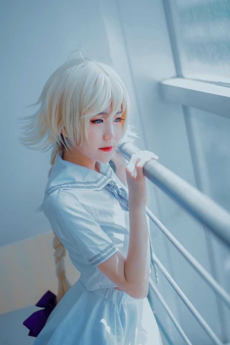 制服短裙cosplay美女穿蓝色丝袜绝对领域写真