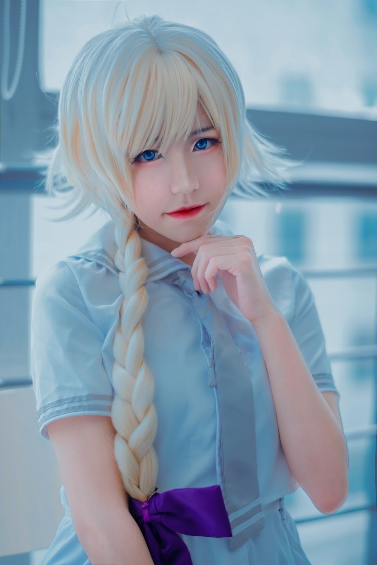 制服短裙cosplay美女穿蓝色丝袜绝对领域写真