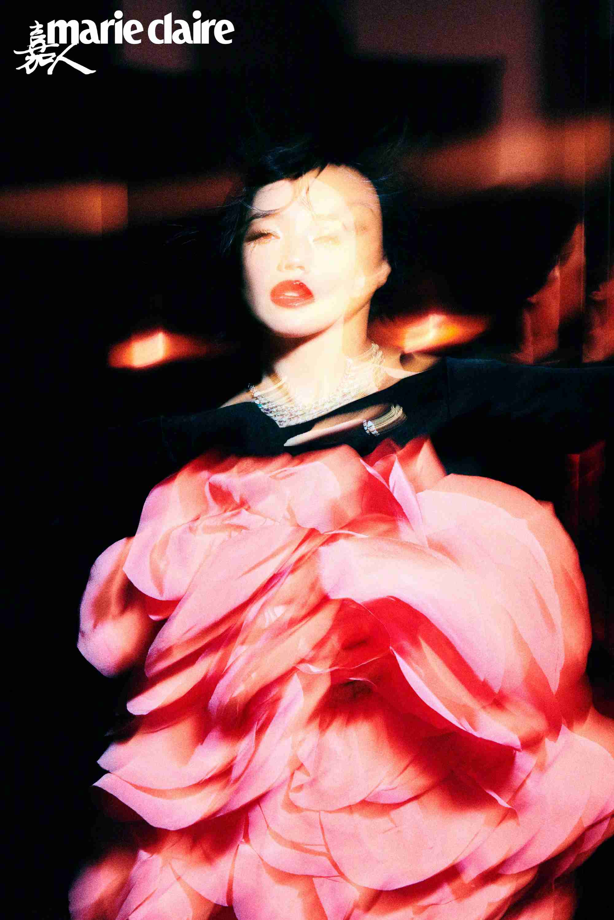 舒淇短发造型又美又飒杂志写真