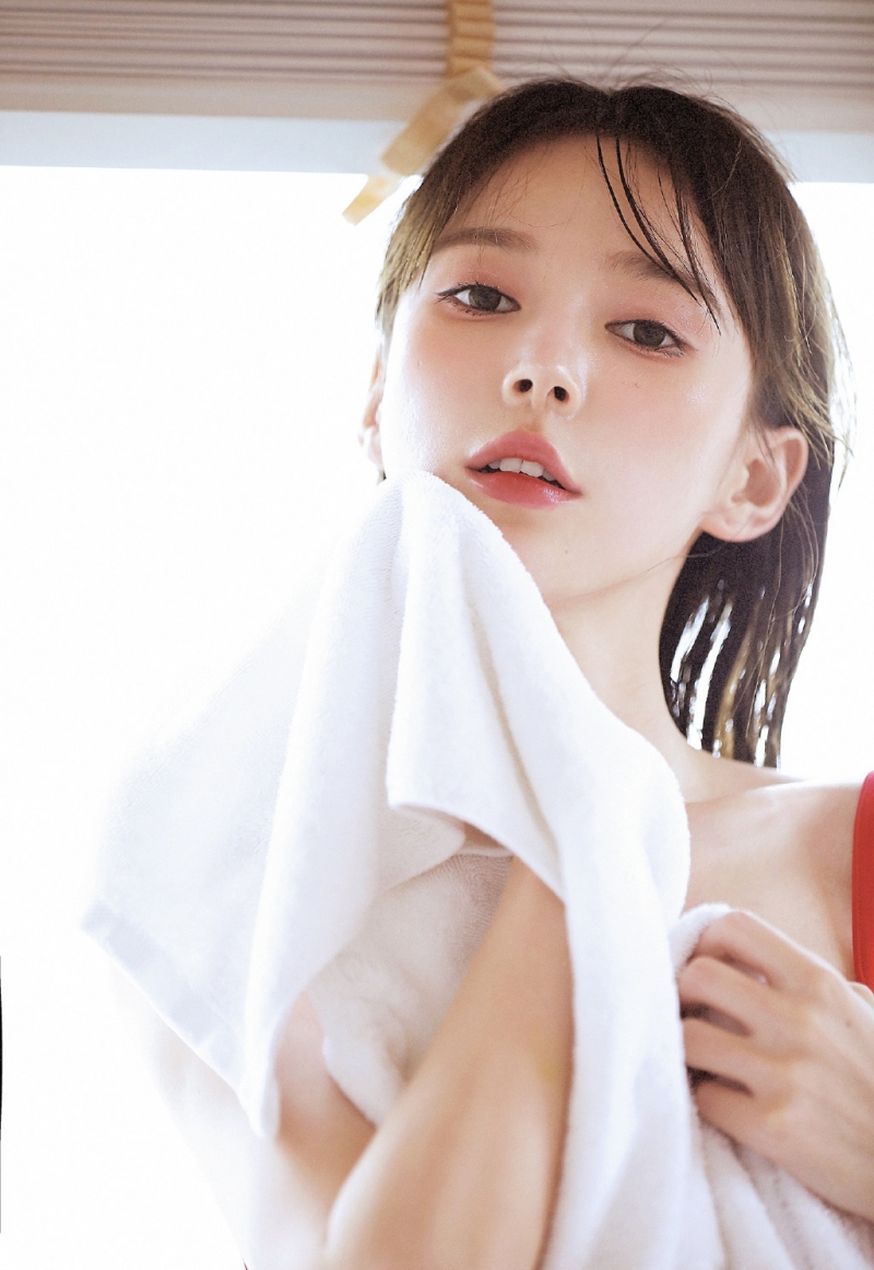 麻花辫小姐姐吊带睡裙私房写真