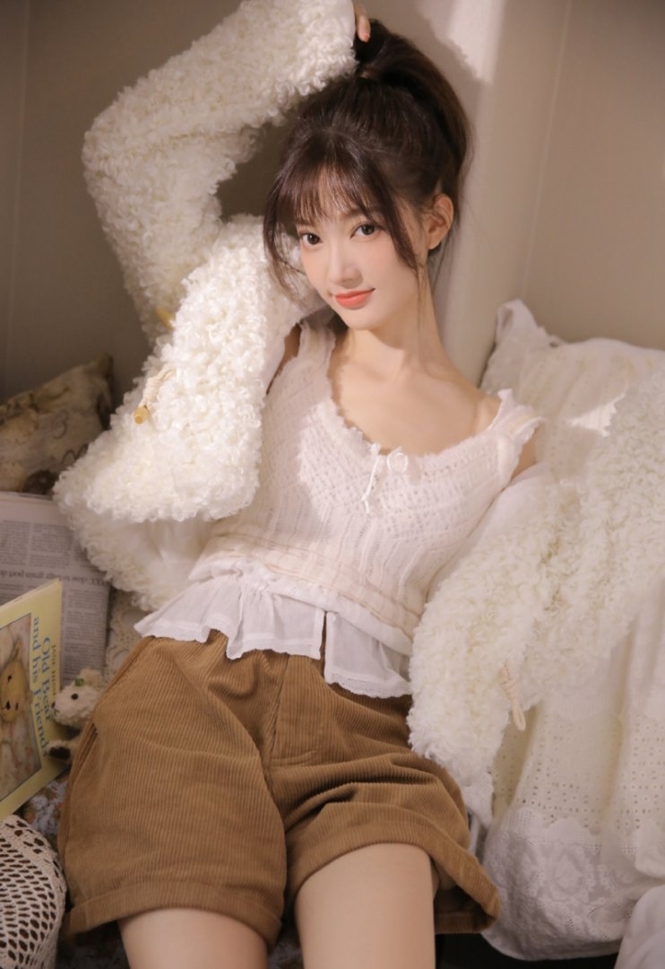 高马尾萌妹子甜美迷人精选图片