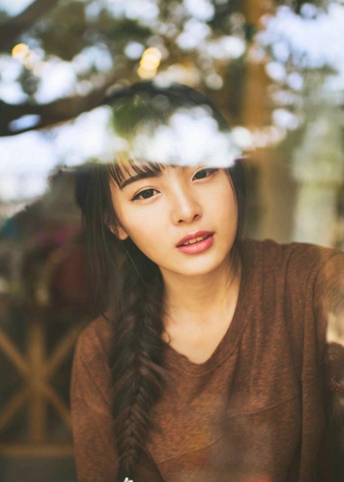 麻花辫小姐姐清新靓丽精选图片