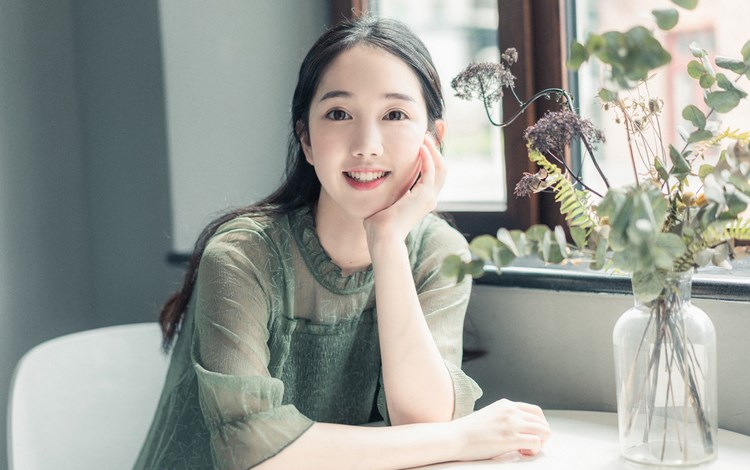 美少女少妇徐梓伊巨乳波霸丰臀性感风韵写真