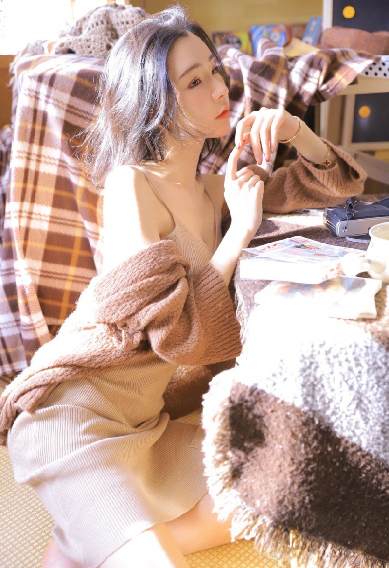 酥胸美人身材性感惹火极品私拍