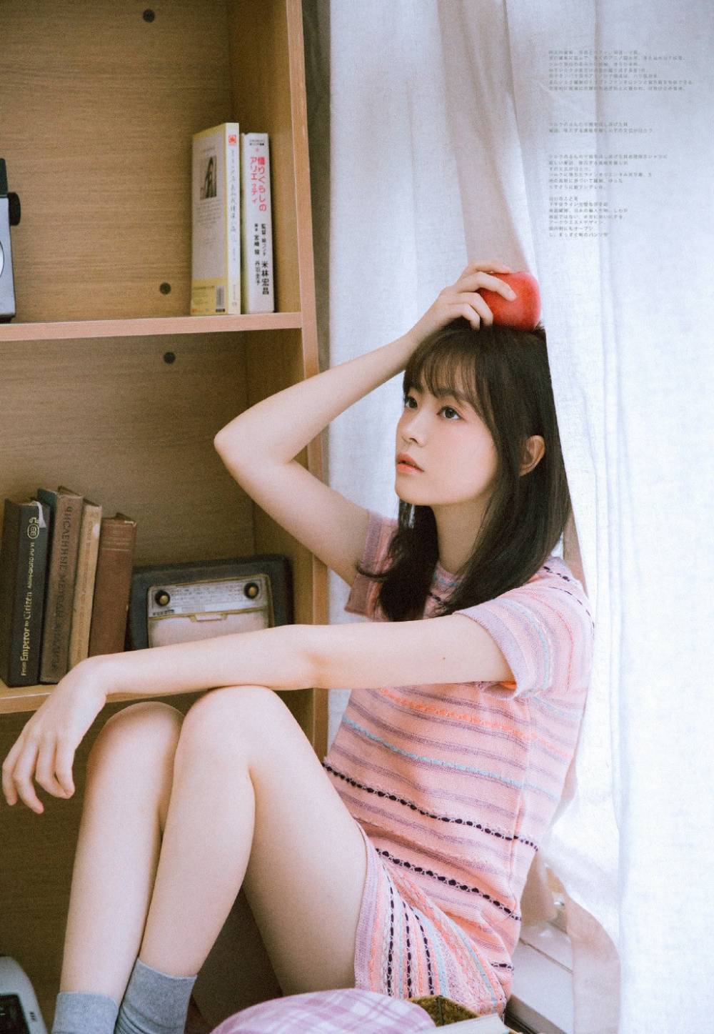 妖娆身材美女户外内衣写真