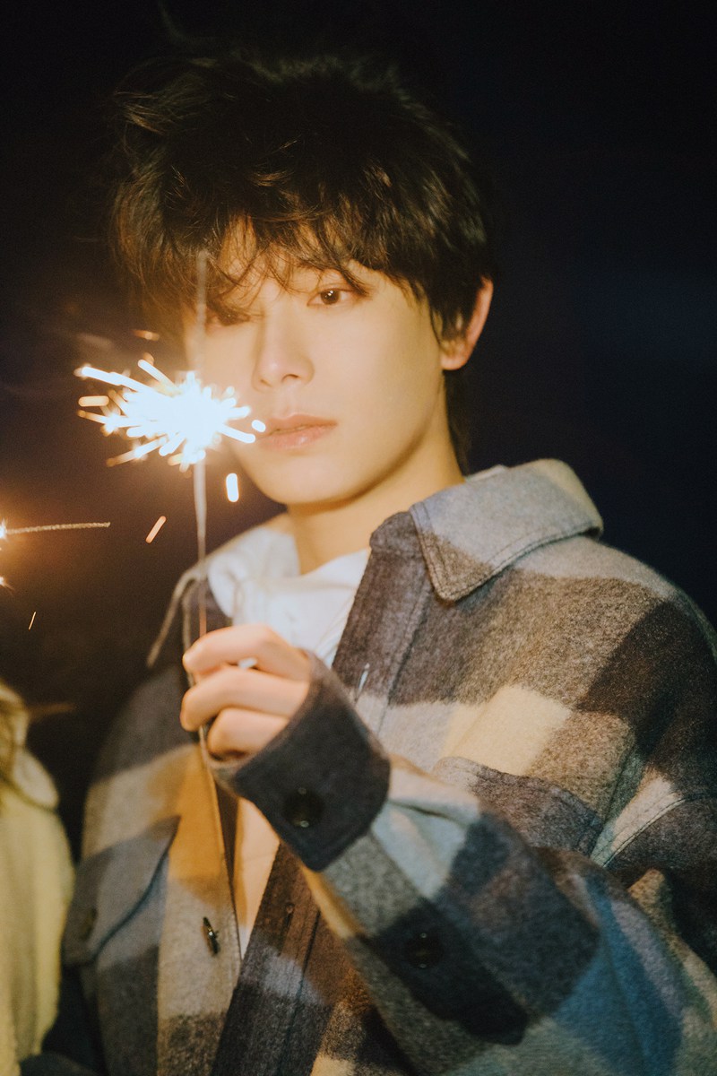 丁禹兮任敏十年芭莎大片冬日浪漫氛围感满满