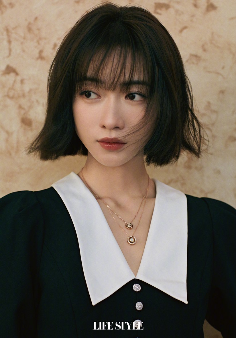 吴谨言暖阳居家大片舒适慵懒居家风