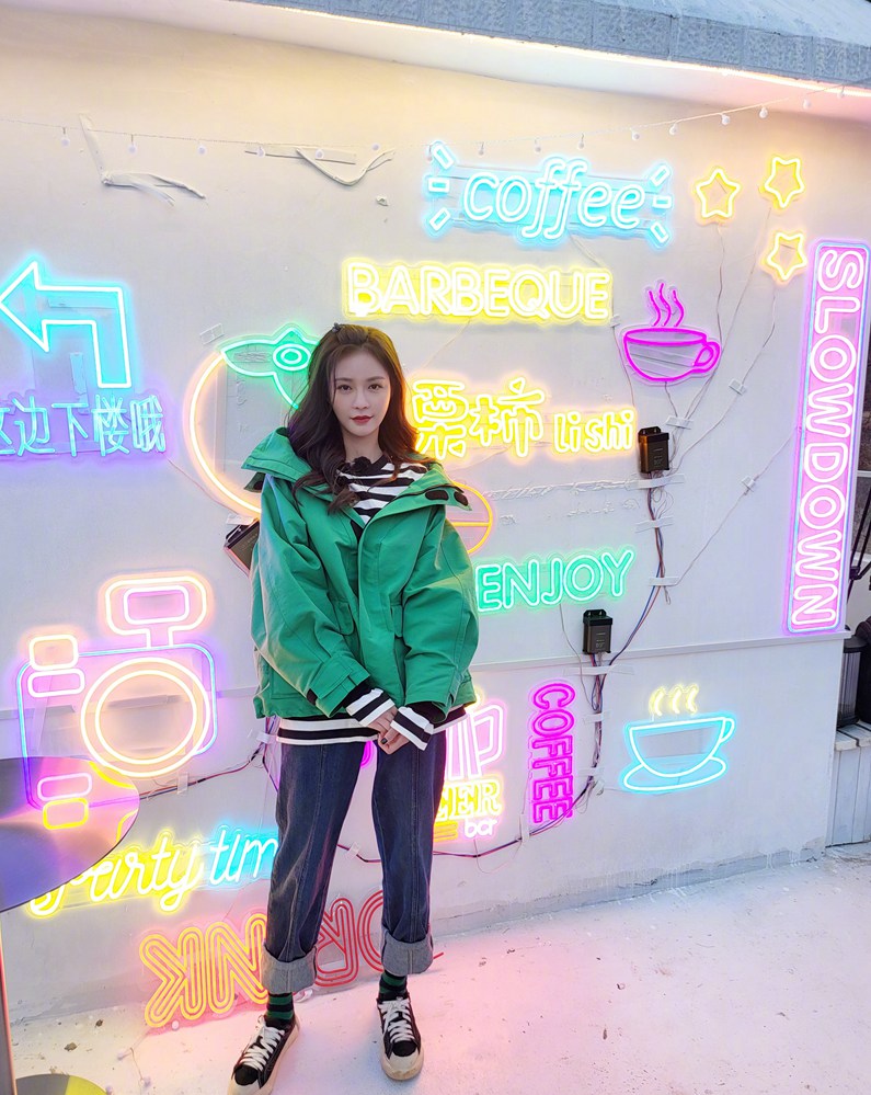 沈梦辰云上的小店小河乡民宿打卡照