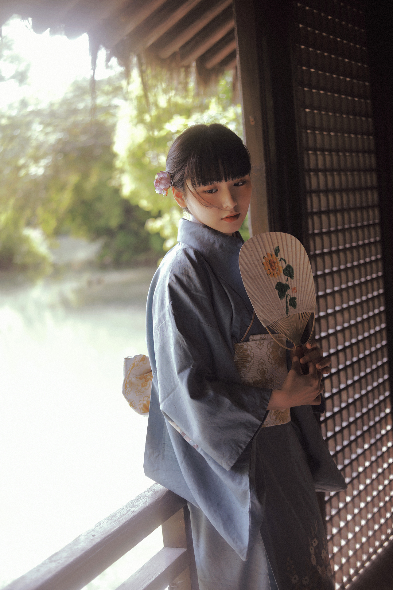 日系和服美女长得小家碧玉古风摄影