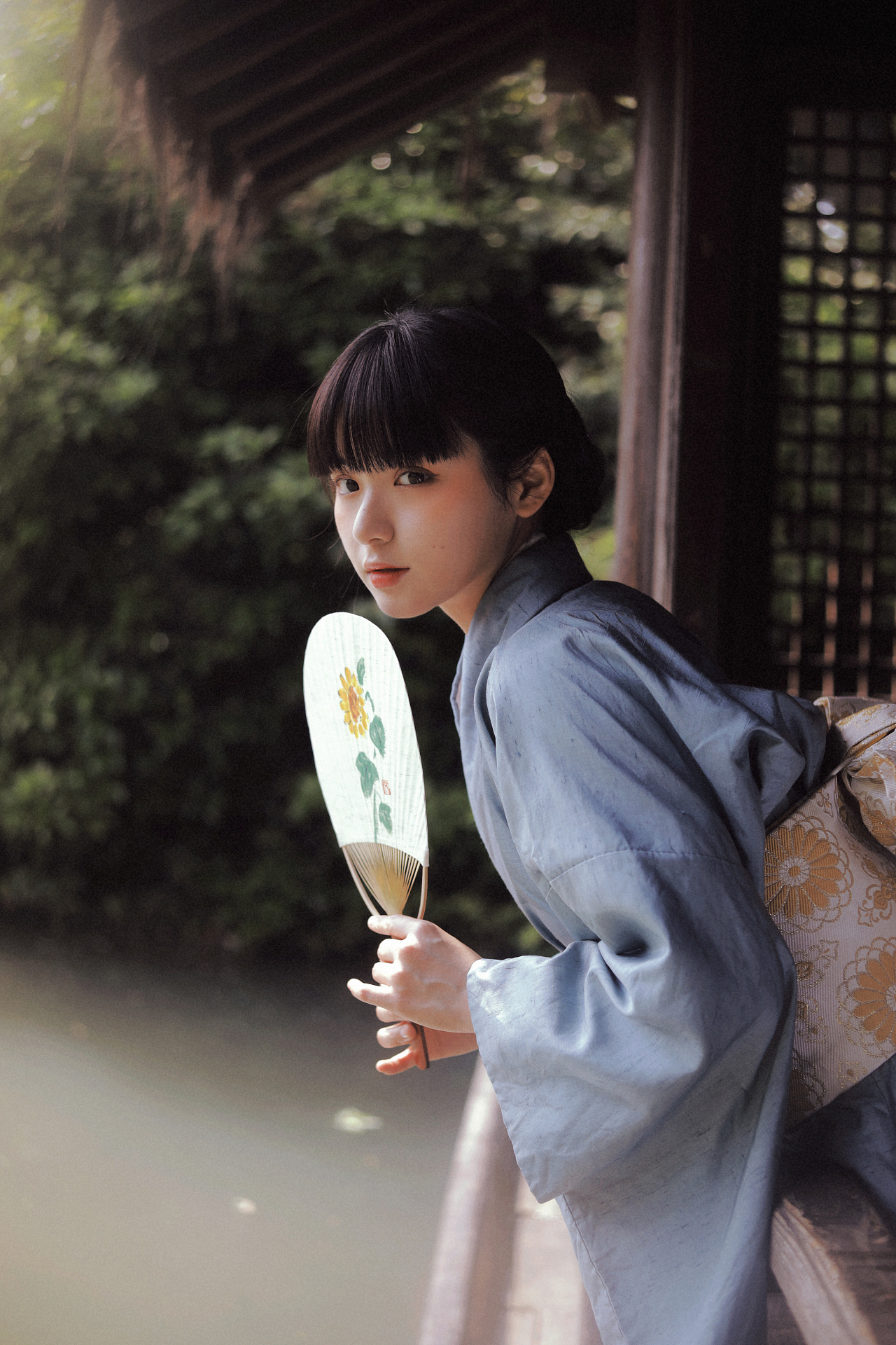 日系和服美女长得小家碧玉古风摄影