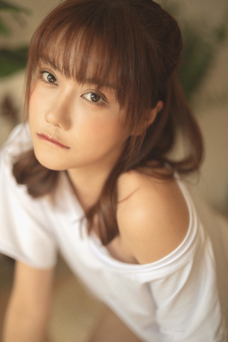 细腰长腿妹妹居家乖巧人体艺术拍拍