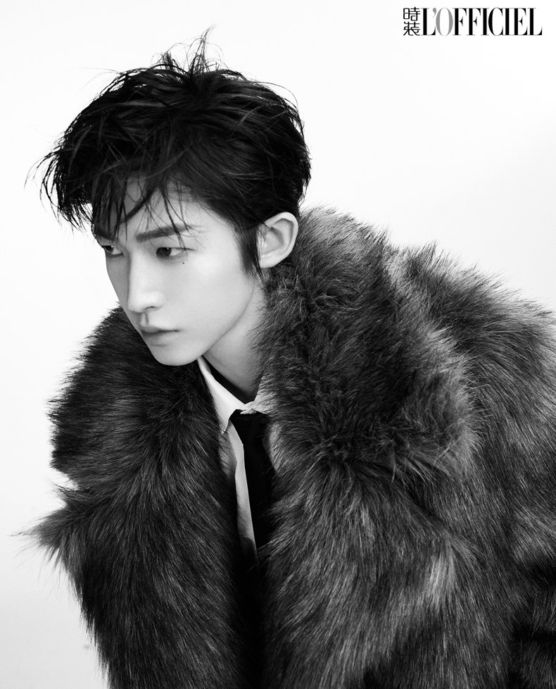 刘宇时装封面眼神凌厉满分帅气