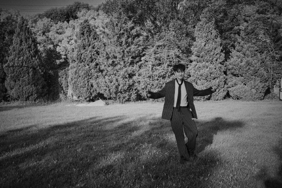 黄轩胶片质感慵懒随性杂志写真