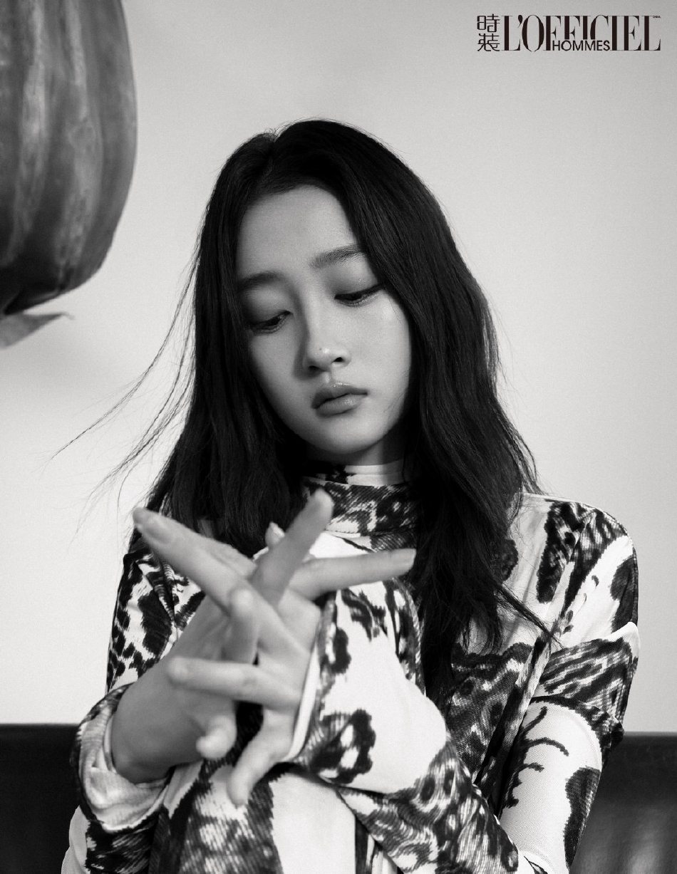 关晓彤时尚造型百变风格杂志写真