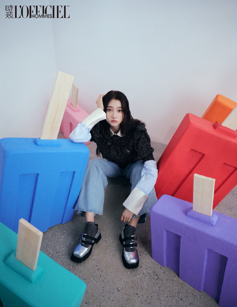 关晓彤时尚造型百变风格杂志写真