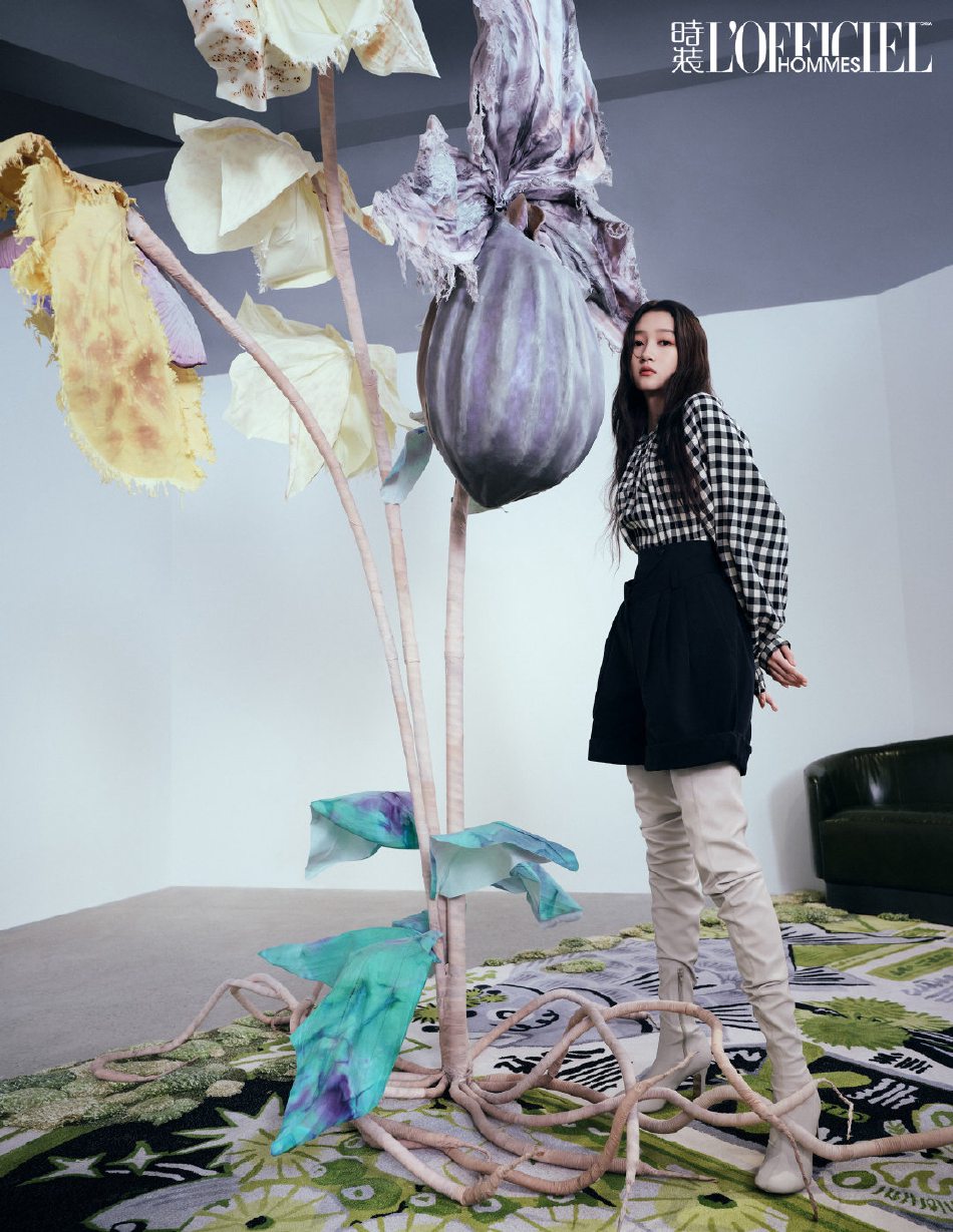 关晓彤时尚造型百变风格杂志写真