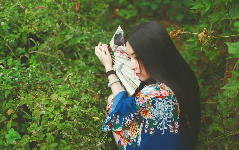 宅男女神小热巴完美好身材前凸后翘魔鬼美女套图