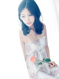 宅男女神小热巴完美好身材前凸后翘魔鬼美女套图