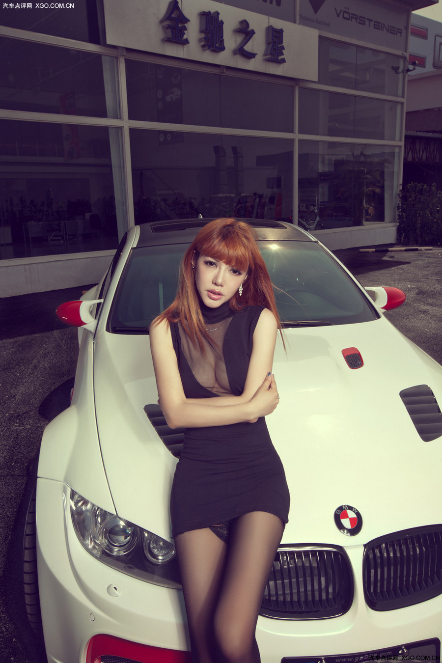 美女速度与激情动感黑丝豪车美女私房摄影