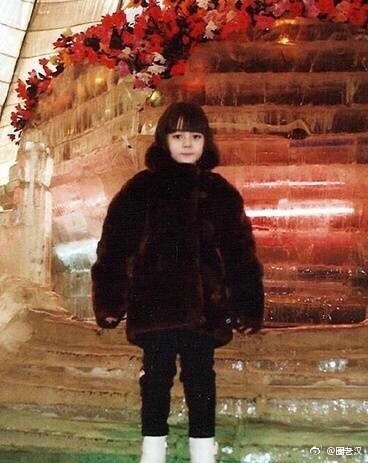 迪丽热巴小时候出道前的图片