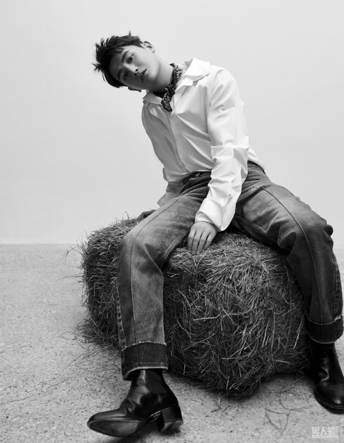 帅气牛仔型男孙坚青涩稚嫩活力个性明星写真图片
