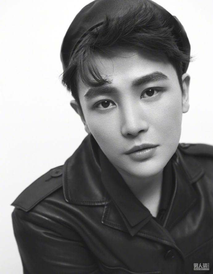 帅气牛仔型男孙坚青涩稚嫩活力个性明星写真图片