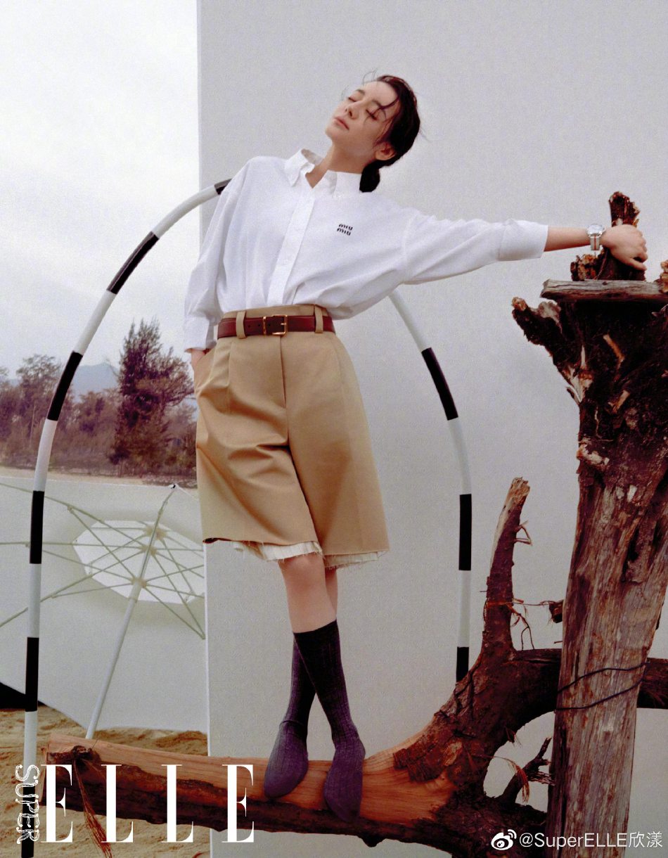 迪丽热巴又美又飒可盐可甜写真